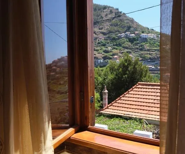 Ga281 Chalet Funchal (Madeira)