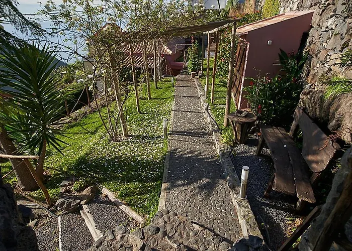 Ga281 Chalet Funchal (Madeira)